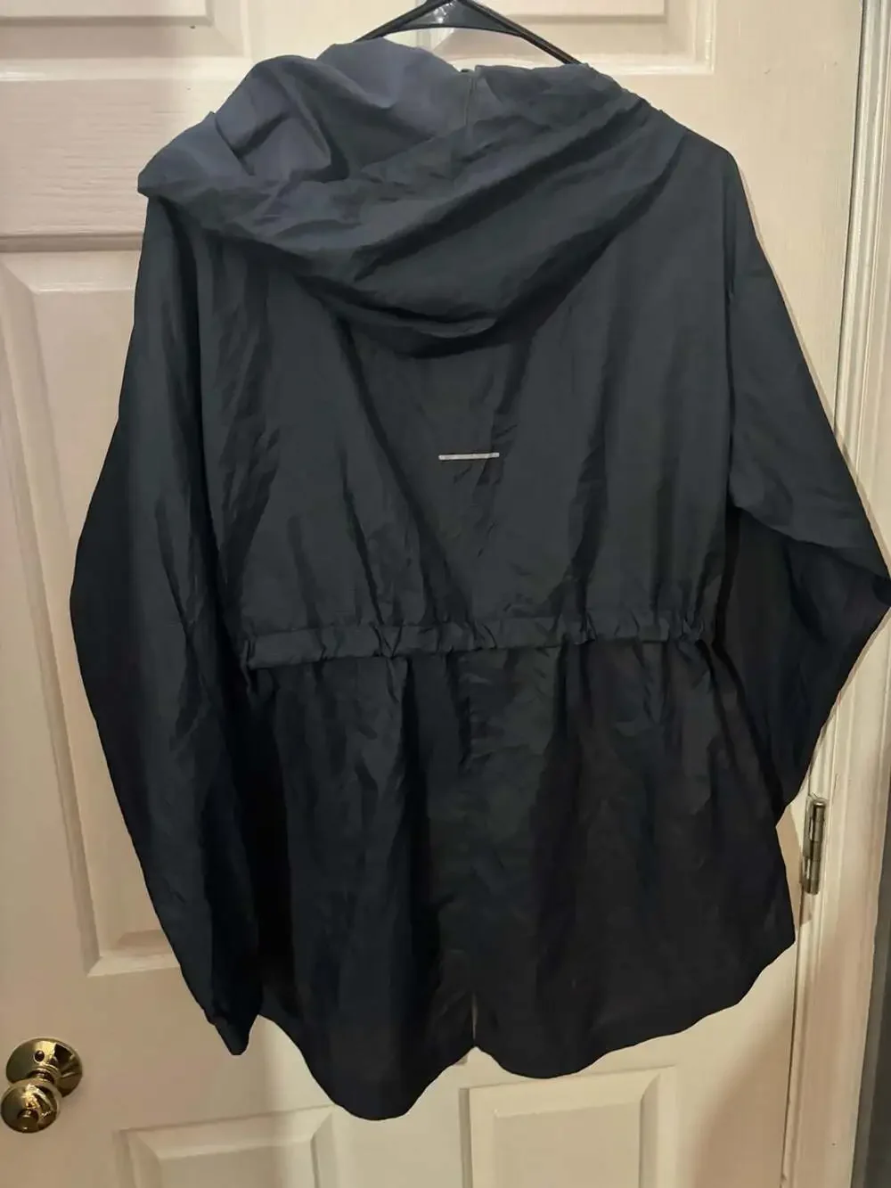 Avia lightweight hooded